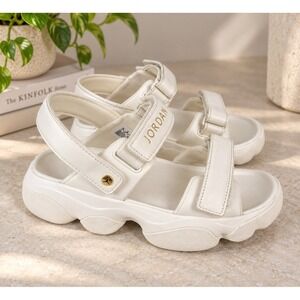 Jordan Deja Sail Metallic Gold Platform Sandals Women's Size 8 FN5036 100